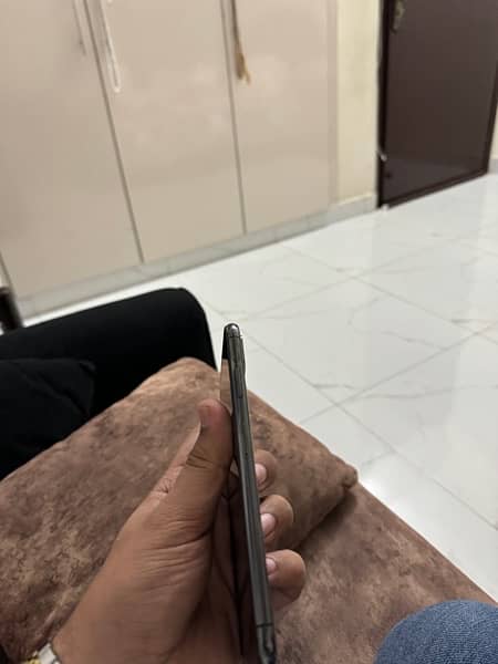 iphone Xsmax 256gb PTA approved 4