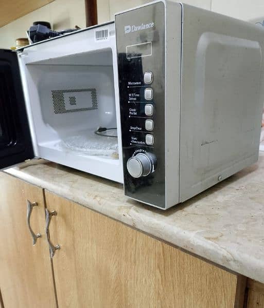 Dawlance microwave oven 2