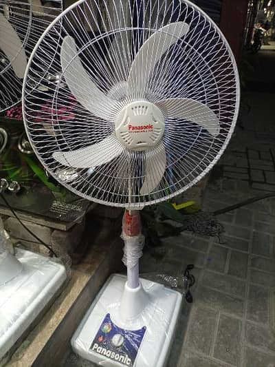 Rechargeable Charging Ac Dc Fans sogo solo 18 inch