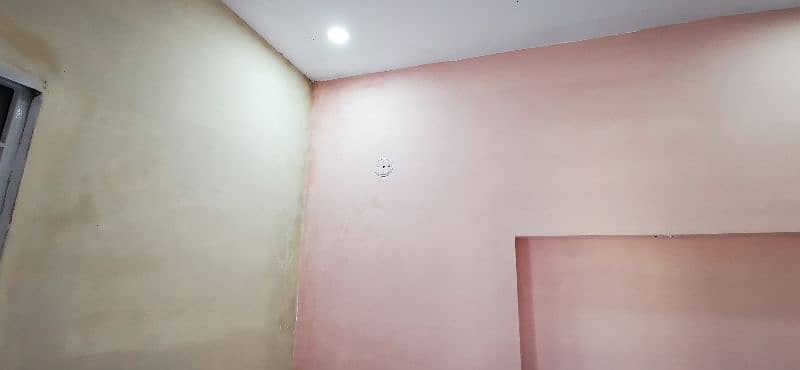 Girls Hostel, Fully furnished, near LGS, LSE, LGU, PKLI, Airport 11