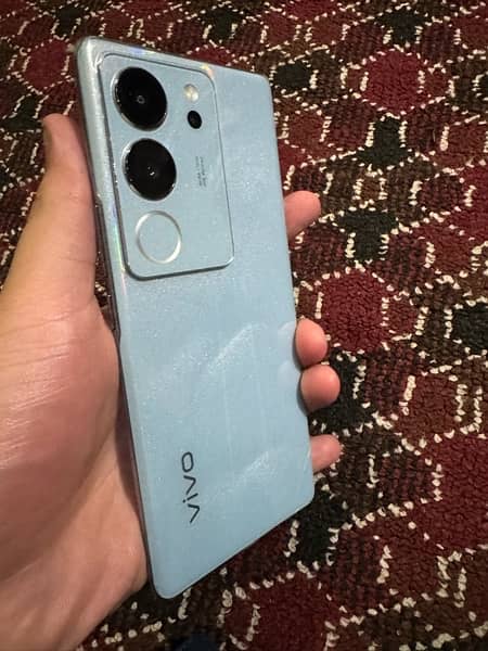 Vivo v29 5g   12/256 box charger sat hi 0