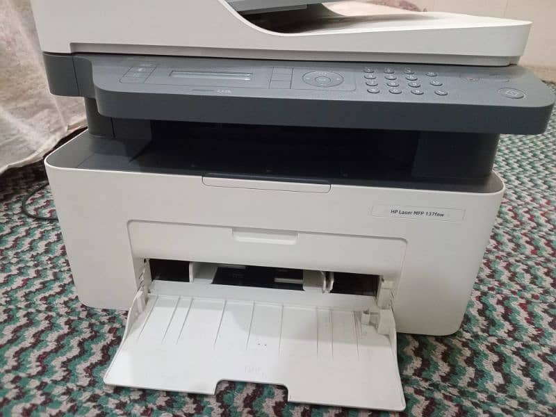 Hp lazer mfp 137fnw 1