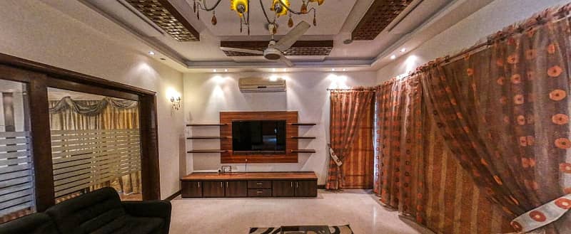 2 Kanal New Dsegn Super Out House Prime Hot For Sale dha Phase1 24