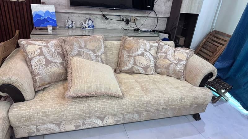 6 Seater Sofa 0