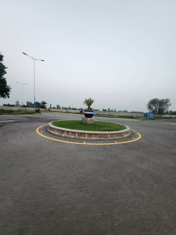 5 Marla Possession plot Available On Easy Installment plane Bahria Nasheman Lahore 2