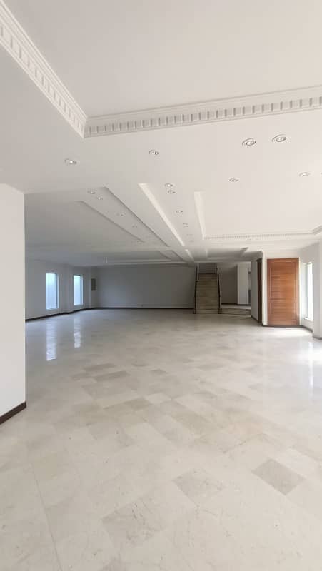 3500 Sq Ft Office For Rent In Gulberg Main Boulevard 10