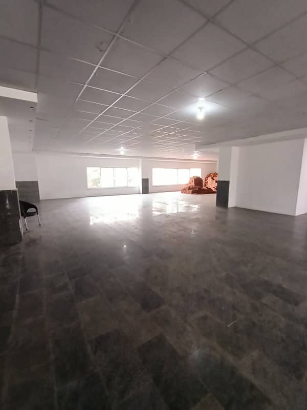 15000 Sq Feet Office For Rent In Gulberg 3