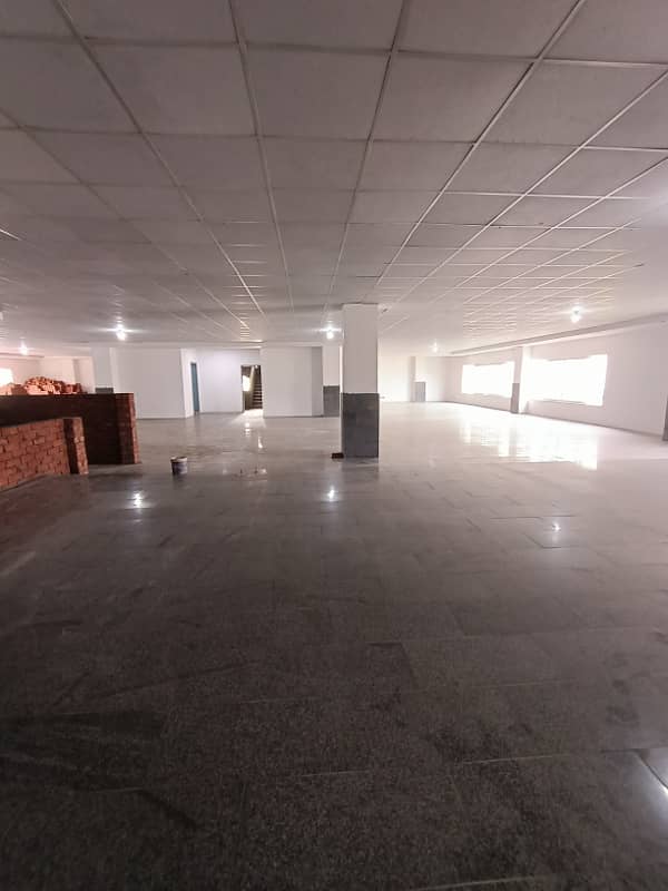 15000 Sq Feet Office For Rent In Gulberg 4