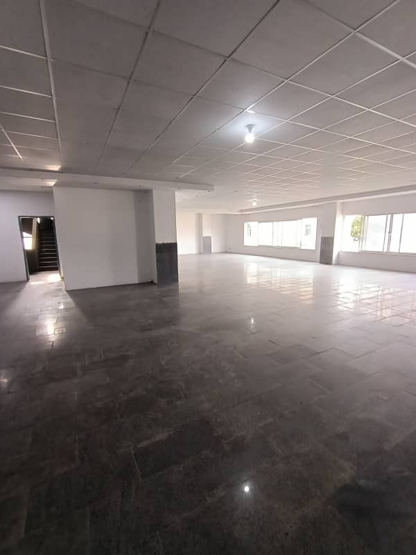 15000 Sq Feet Office For Rent In Gulberg 6