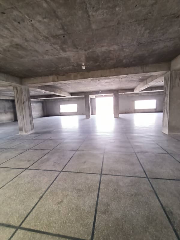 15000 Sq Feet Office For Rent In Gulberg 13