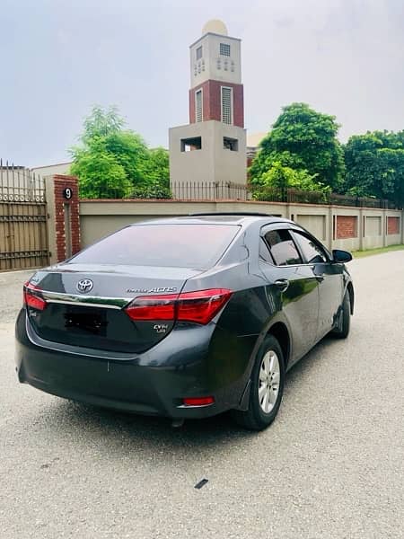 Toyota Corolla Altis Grande 2017 Total Genuine 3