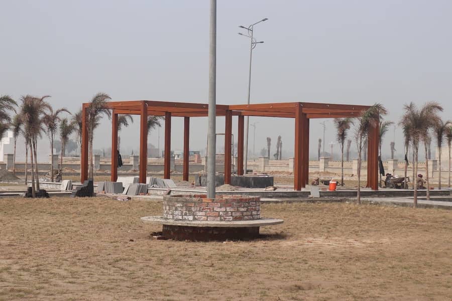 3 MARLA RESIDENCIAL PLOTS FILES FOR SALE IN RAIWIND ROAD 9