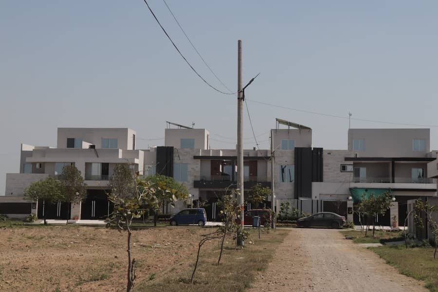 3 MARLA RESIDENCIAL PLOTS FILES FOR SALE IN RAIWIND ROAD 25