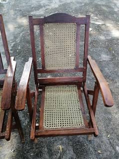 Folding chairs