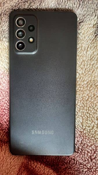 Samsung Galaxy A72 1