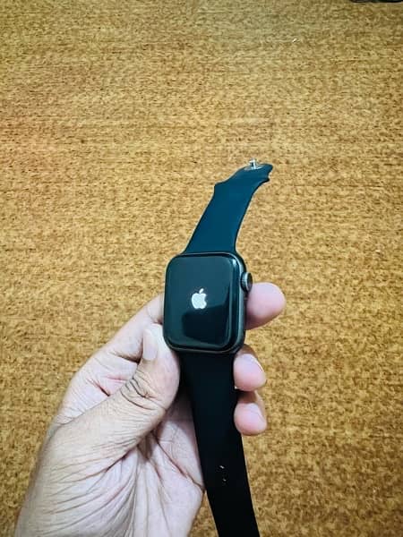 Apple Watch Series 5 40mm 7