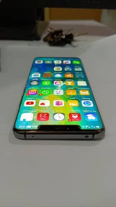 Huawei MATE 20 pro just like new 0