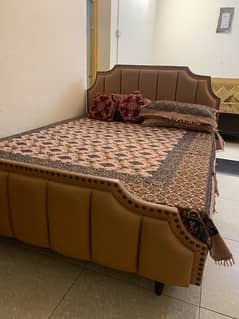 Queen size bed for sale