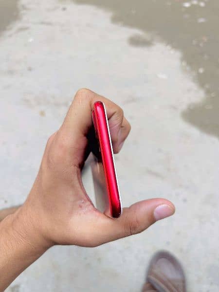 iPhone 7plus condition 10 by 8 128gp red colour 1