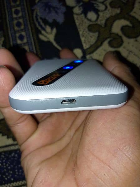 PTCL Ufone EVO internet Devoice. New Condition 100% 9