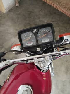 Honda new 125 self start 2021 model new condition 1 handed