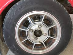 Dunlop SCL 8-spoke wheels and Goform Tyres