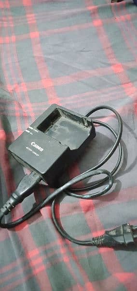 camera battery charger 4