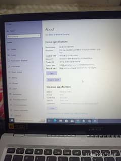 Acer laptop 11th Gen core i3 10/10 condition