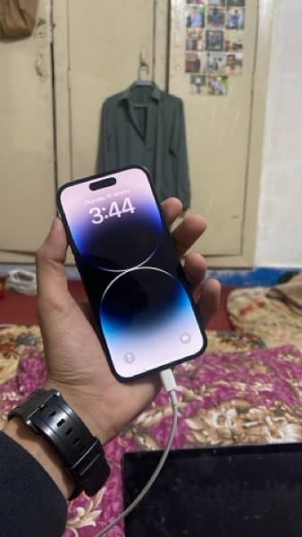 almost new iphone 14 pro (jv)is for sale 0