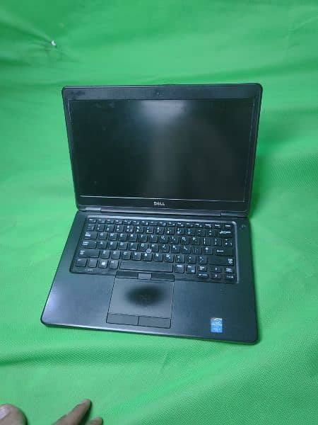 Dell Latitude 5450 9