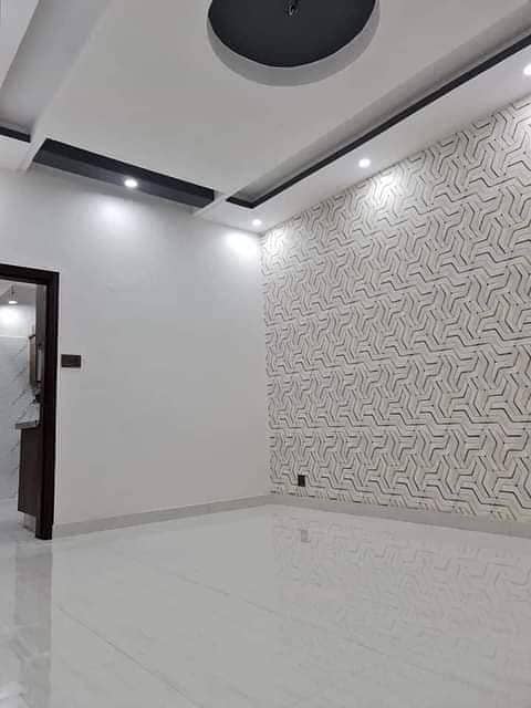 3 Bed dd Rufi Green City flat for sale Gulistan-e-Jauhor Block-18 3