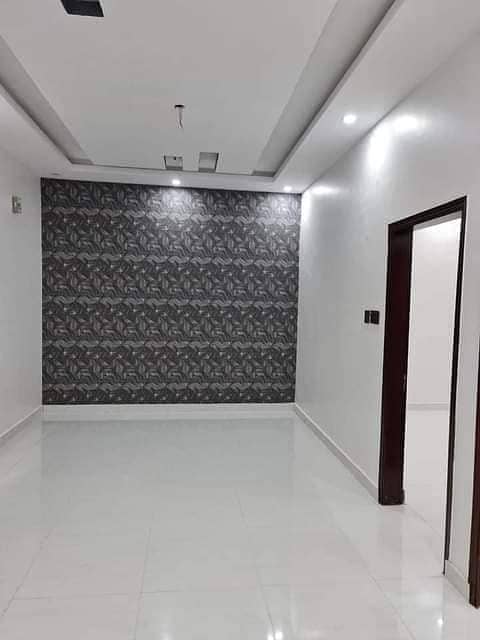 3 Bed dd Rufi Green City flat for sale Gulistan-e-Jauhor Block-18 5