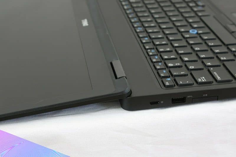 Dell latitude 5580 core i5  7th generation 5