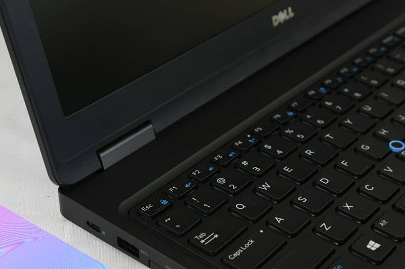 Dell latitude 5580 core i5  7th generation 6