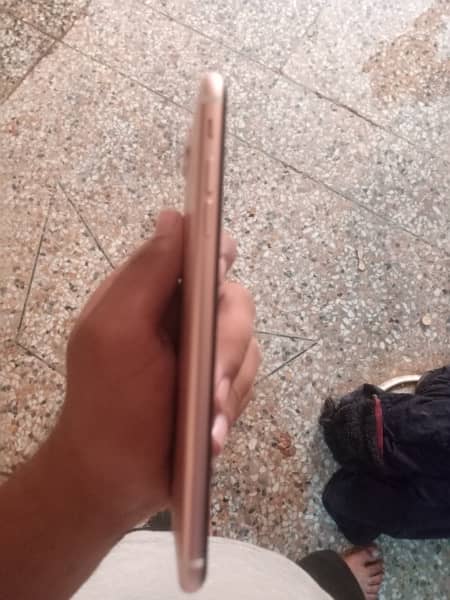 Iphone 7 plus non pta all ok 10/10 condition 2