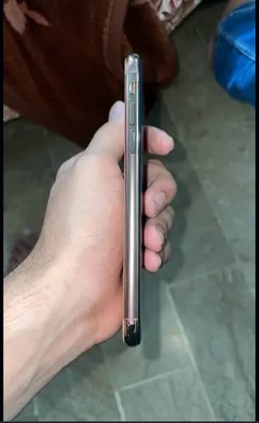 iPhone Xs 256gb golden 8