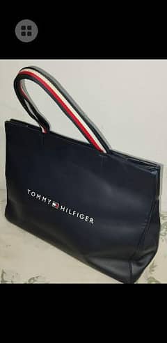 Tommy Hilfiger