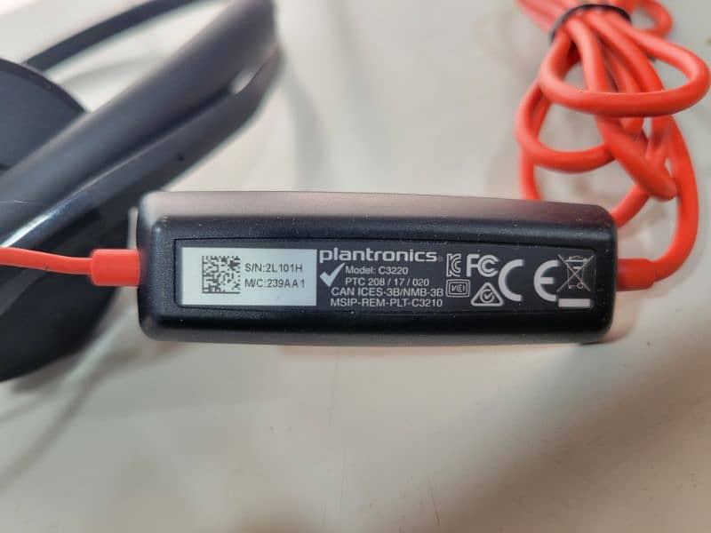 Plantronics C3220 Red Wire Noice Canceling USB Headset. 2