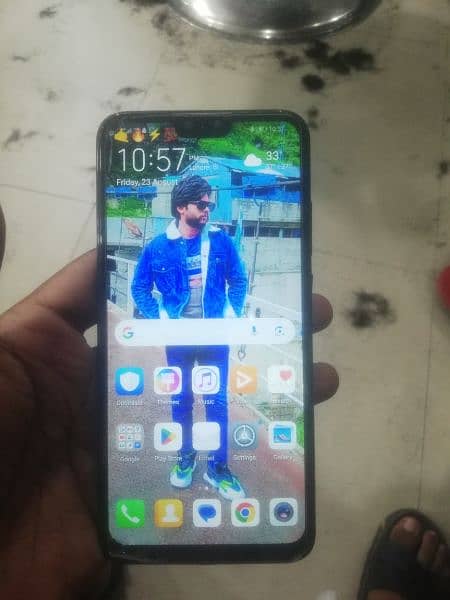 Huawei y9  urgent sale 0