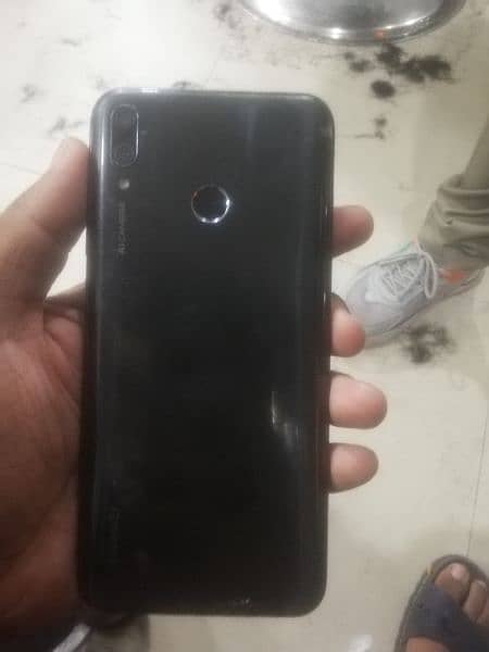 Huawei y9  urgent sale 2