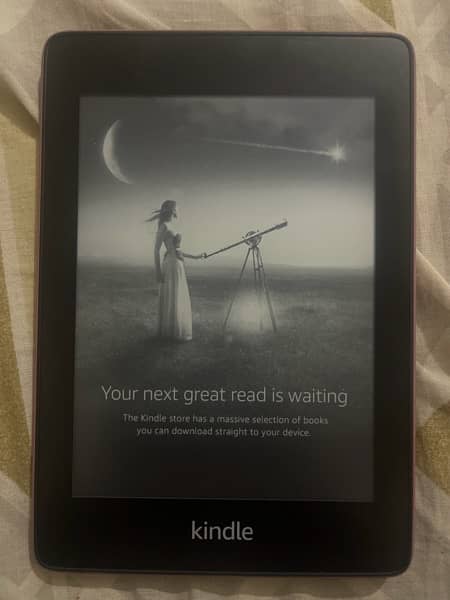 kindle paperwhite 10th generation  - Excellent condition 2