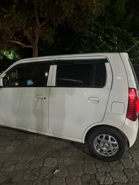 Suzuki Wagon R 2018 3