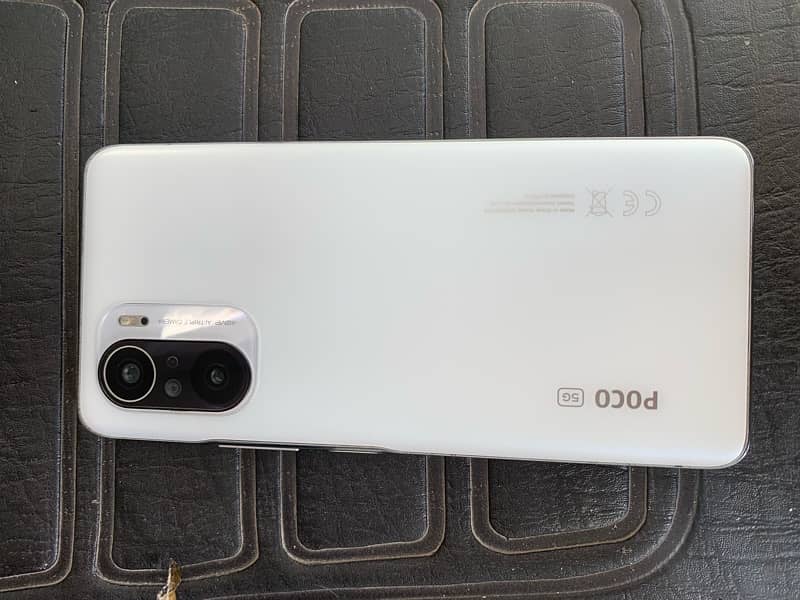 poco f3 8+5/256 condition 10/10 all ok , box charger available 1