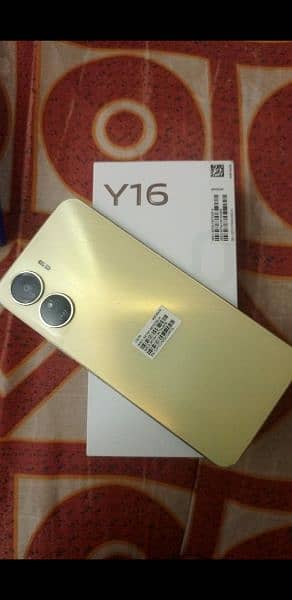 vivo y16 4