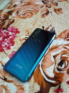 vivo v15(urgent sale) {8ram_256rom} contact:03270453449