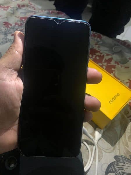 Realme C3 3/32 with box and Charger 5