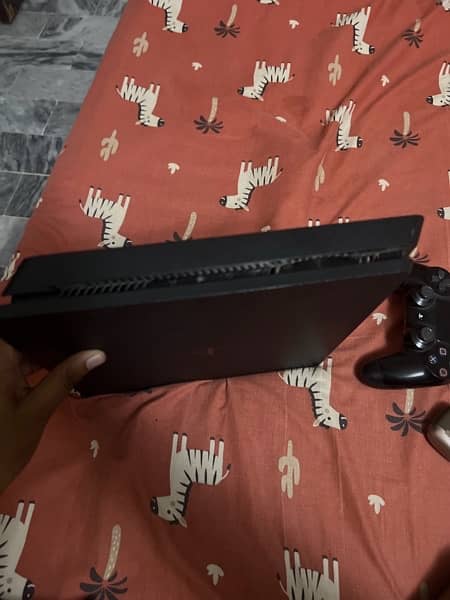 Ps4 slim 500GB 3