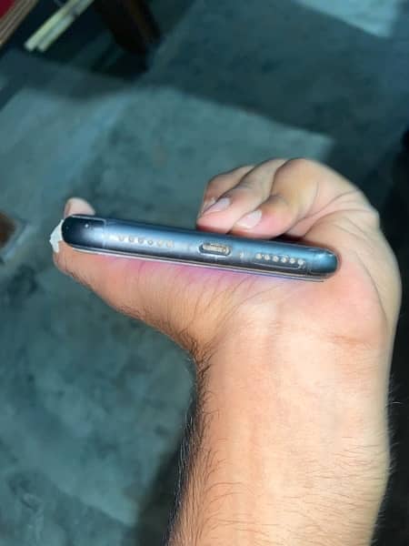 iphone 11 128GB non pta bettery health 74 water/p final56000 only sale 5