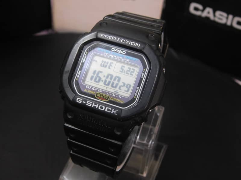 Casio G-SHOCK  G-5600E  used like new 3