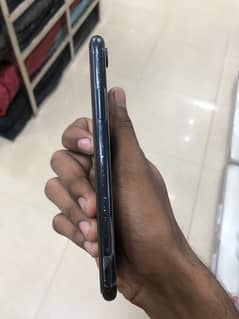 iPhone XR 0